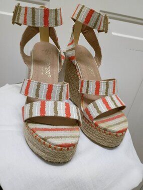 DbDk Fashion Women's size 5 1/2 Shoes